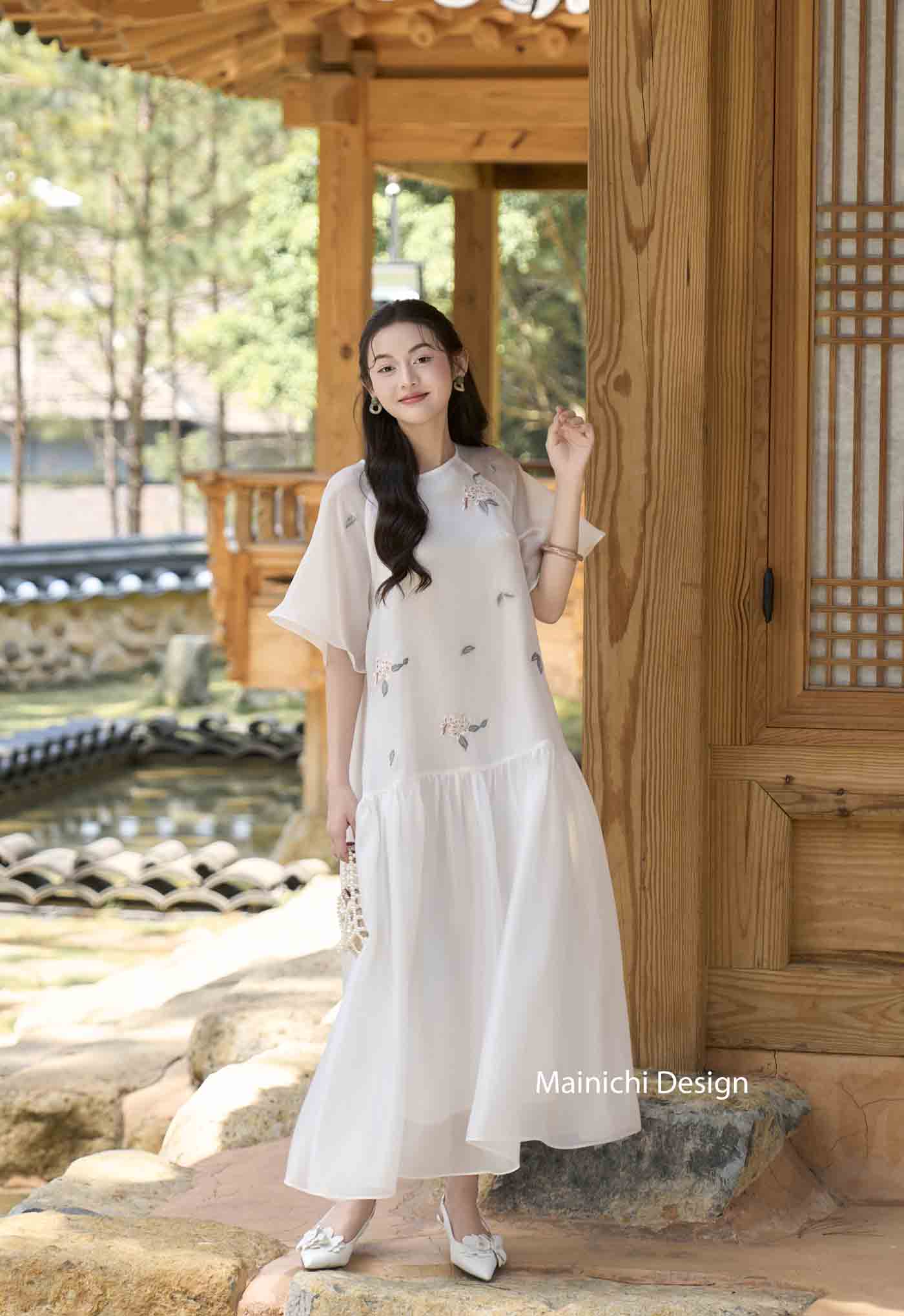 Váy thiết kế Mây Trắng
