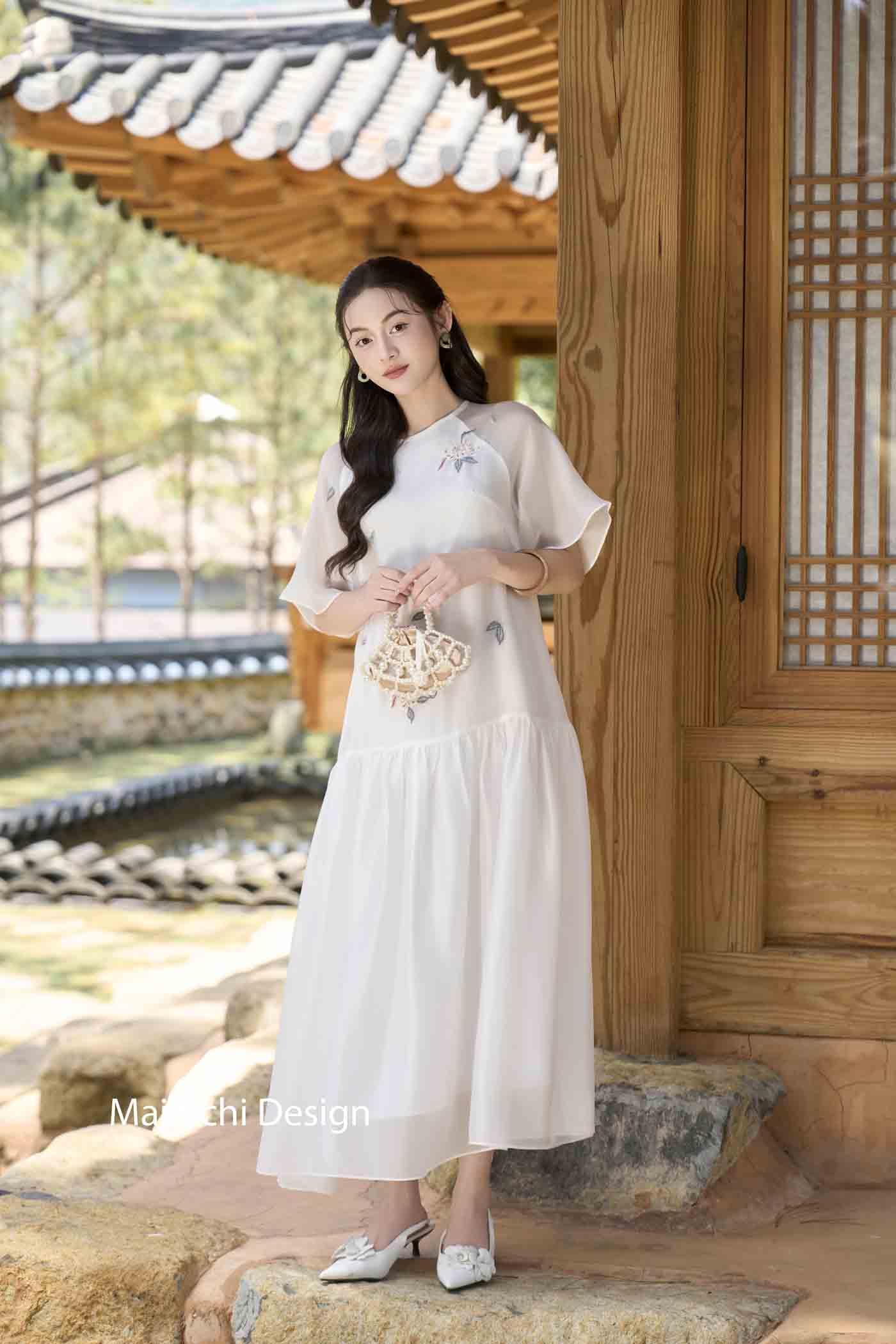 Váy thiết kế Mây Trắng