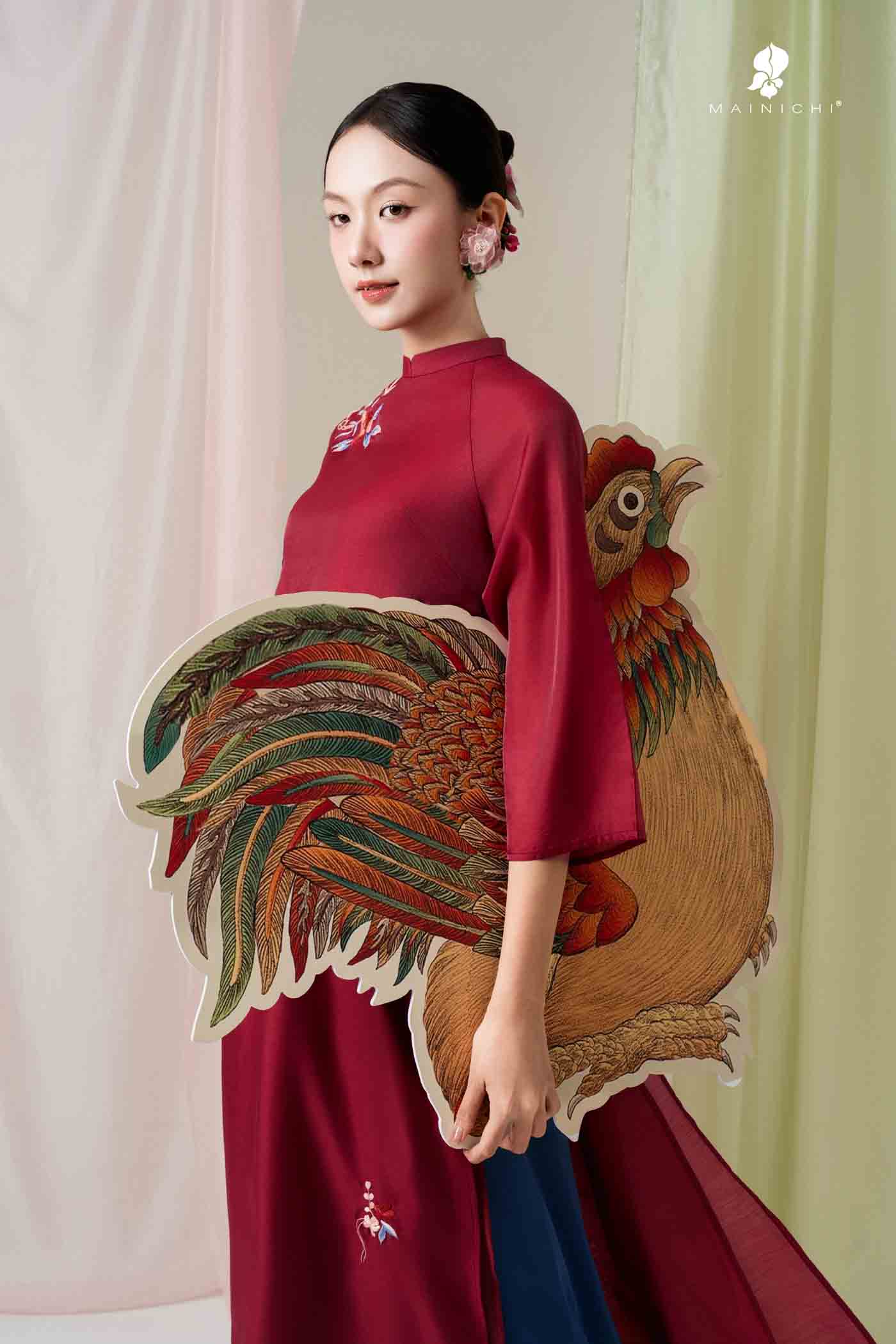 BST Tường Diên áo dài đỏ đô