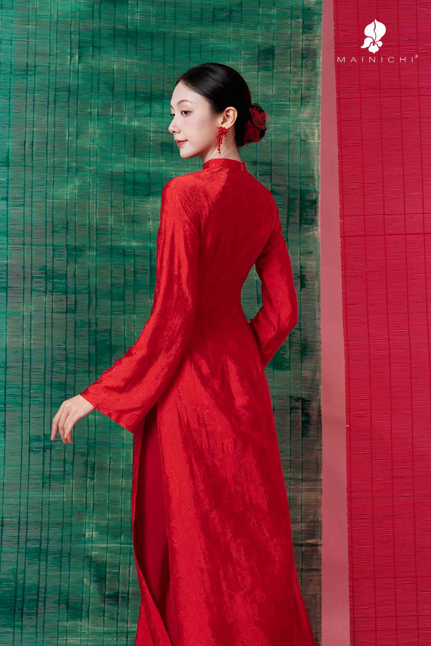 BST An Diên áo dài đỏ
